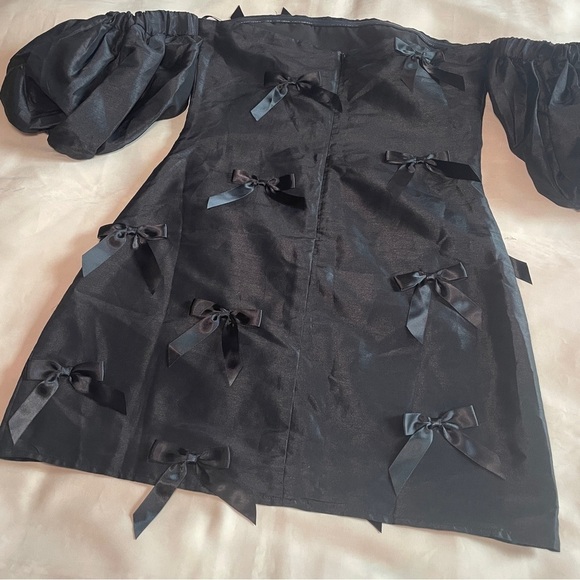 NEW! Anthropologie x Hutch- Off-The-Shoulder Bow Mini Dress Black Size Small - Picture 7 of 11
